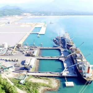 Miền Trung bứt phá từ lợi thế cảng biển và logistics: Kết nối hạ tầng để phát triển Miền Trung bứt phá từ lợi thế cảng biển và logistics: Kết nối hạ tầng để phát triển