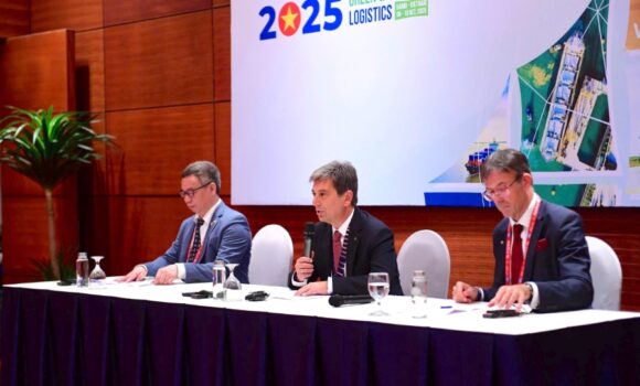 Ngành logistics cần hệ sinh thái xanh, bền vững