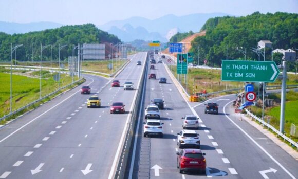 Chính thức thu phí 5 tuyến cao tốc Bắc – Nam phía Đông giai đoạn I